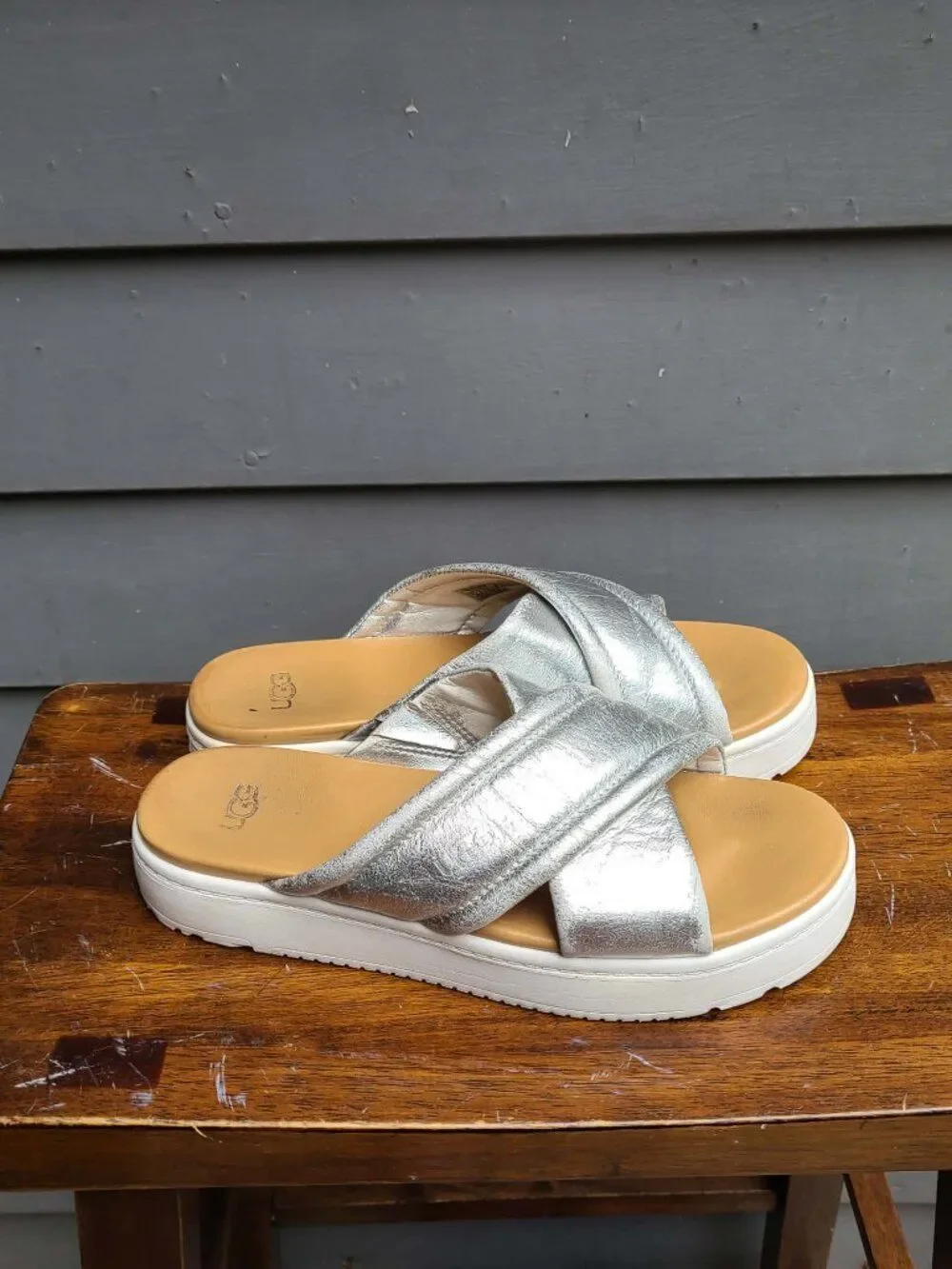 UGG Silver Metallic Zayne Sandals size 8
